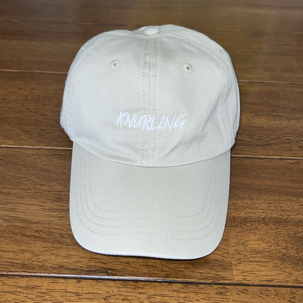 Random brand light tan hat 🦘💓